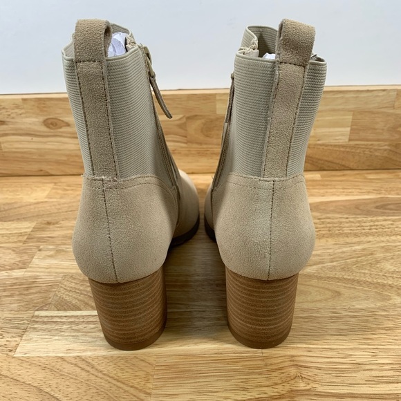 New Violet & Red 8.5 Tan Beige Loaded Knit Cuff Bootie Stacked Heel Boots - Picture 5 of 8